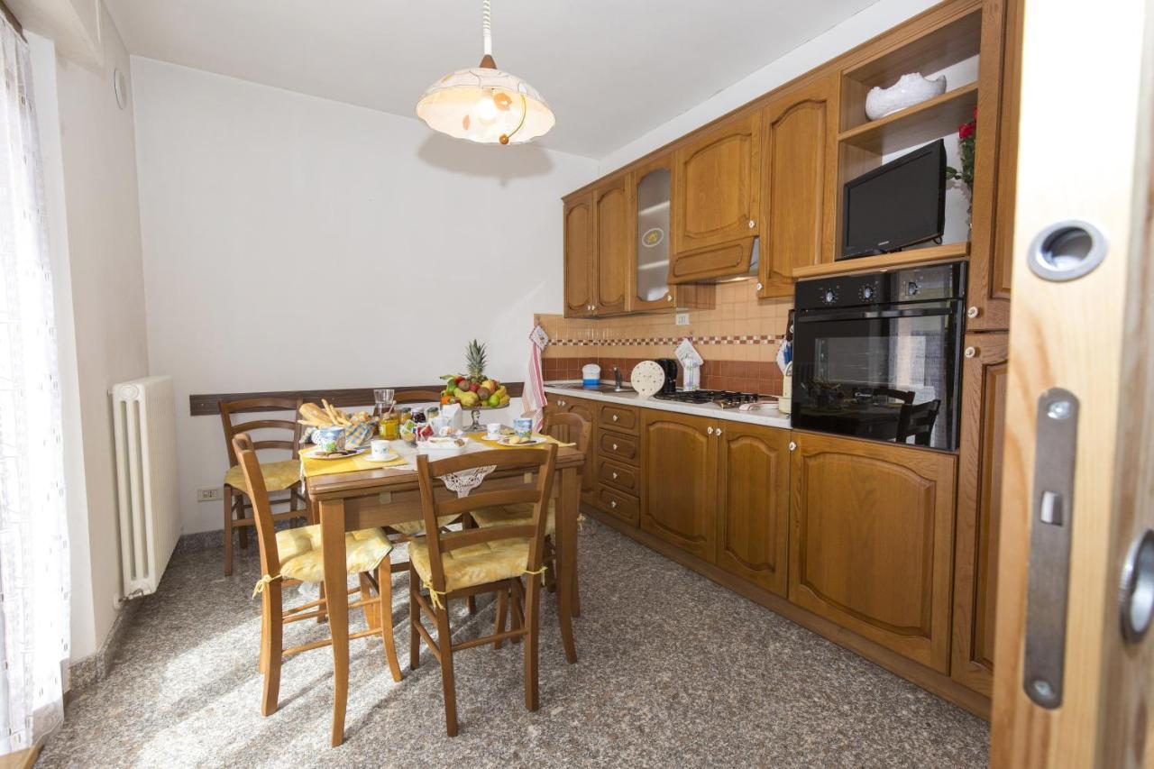 אסקולי פיצ'נו דירות באזור Monticelli, בגודל 45 מר, עם 1 חדרי שינה ו- 1 חדרי רחצה פרטיים מראה חיצוני תמונה